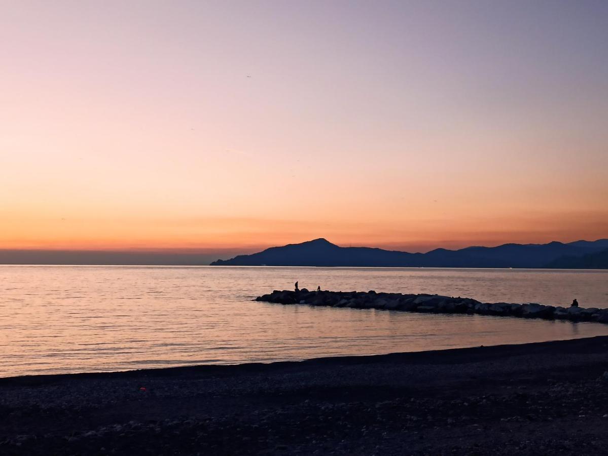 Il Glicine Cozy Appartamnent, Near Sestri Levante Between Cinque Terre E Portofino Казарца Лигуре Екстериор снимка
